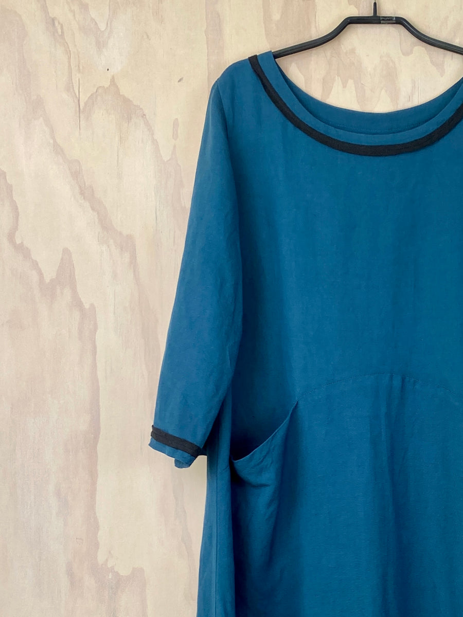 Pluto Annie Dress - Turquoise Black Trim | 3/4 sleeve