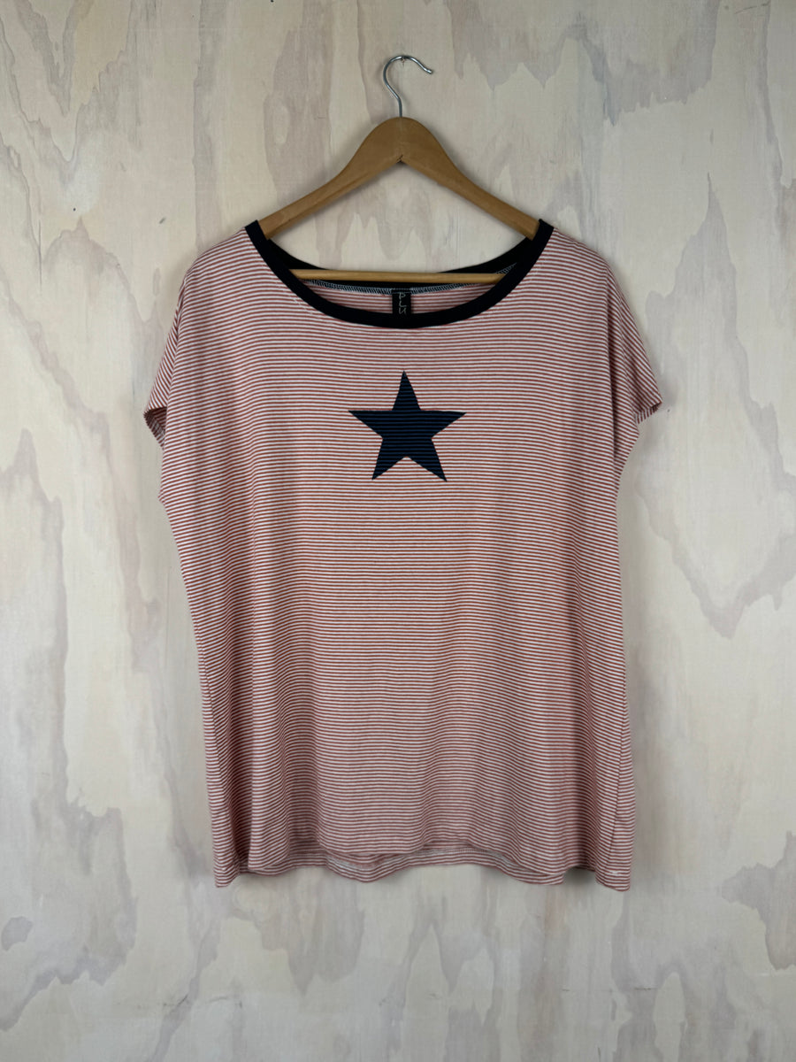 Pluto Alice Top | Red Stripe Navy Star