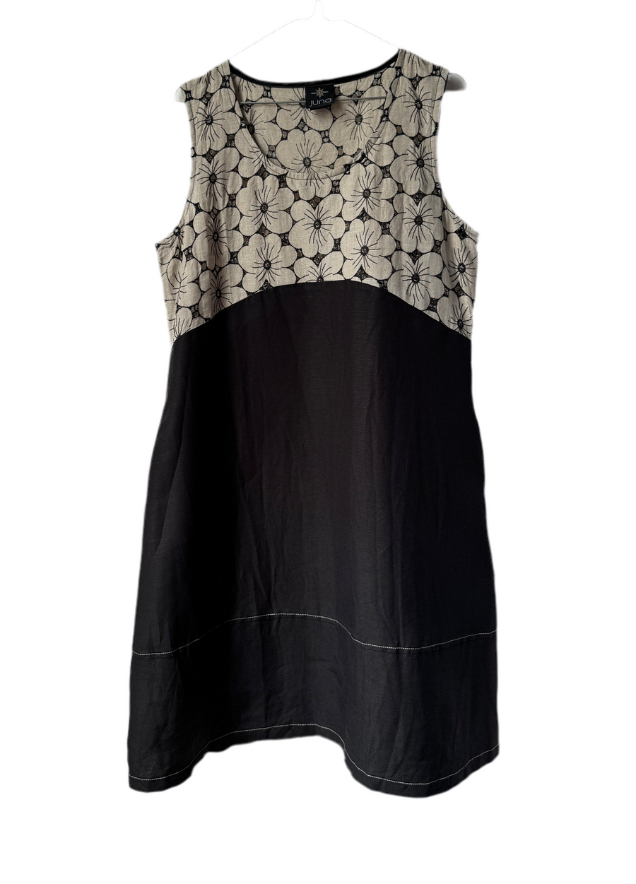 Juna Daisy Chain Dress | Noir