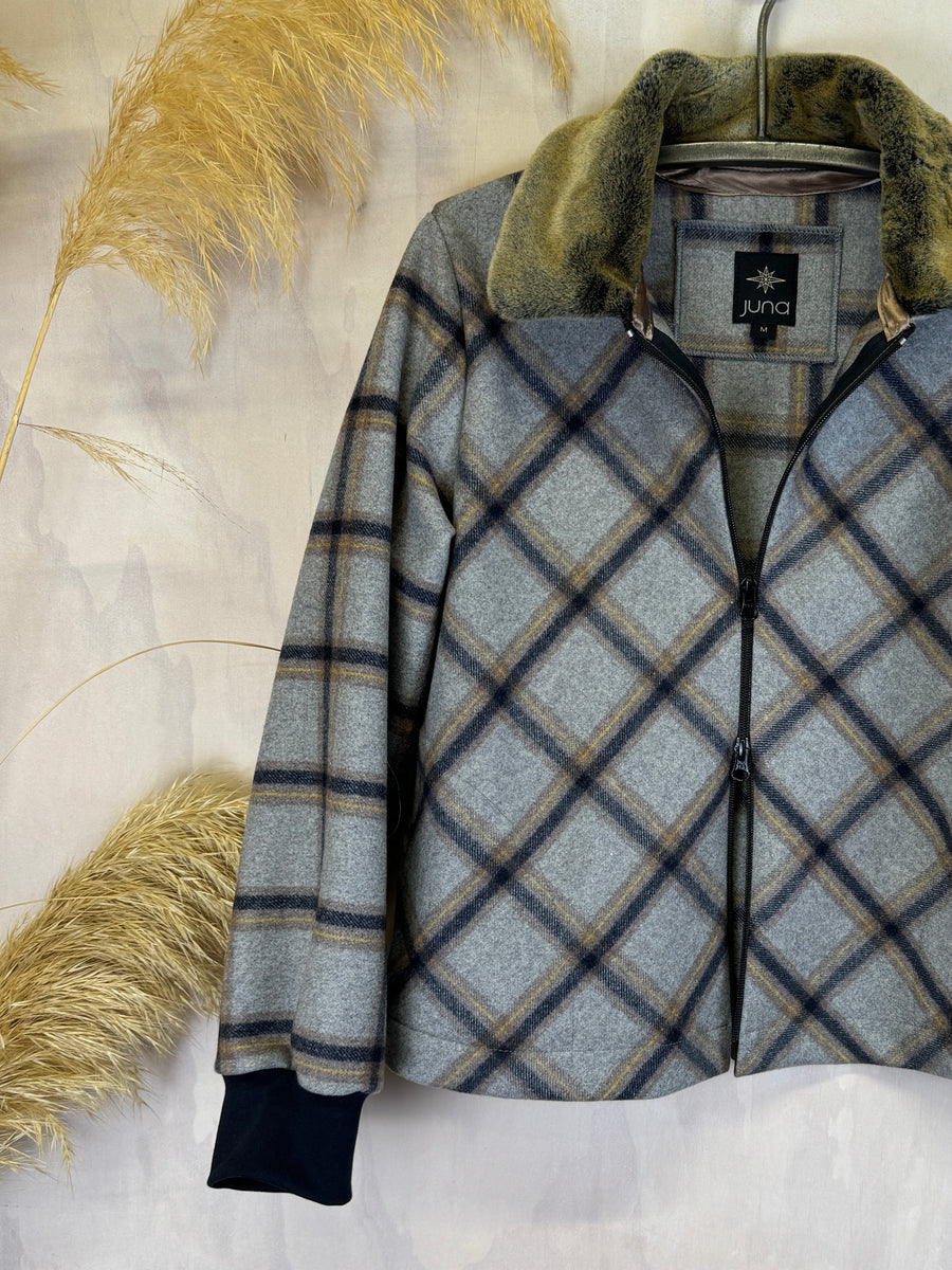 Juna Plaid Bomber