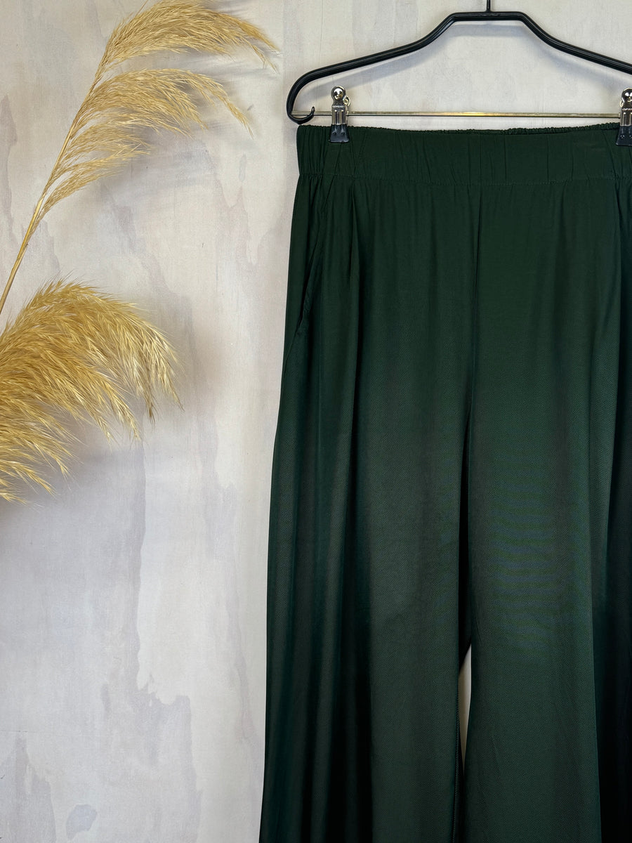 Juna Origami Trousers | Greenstone