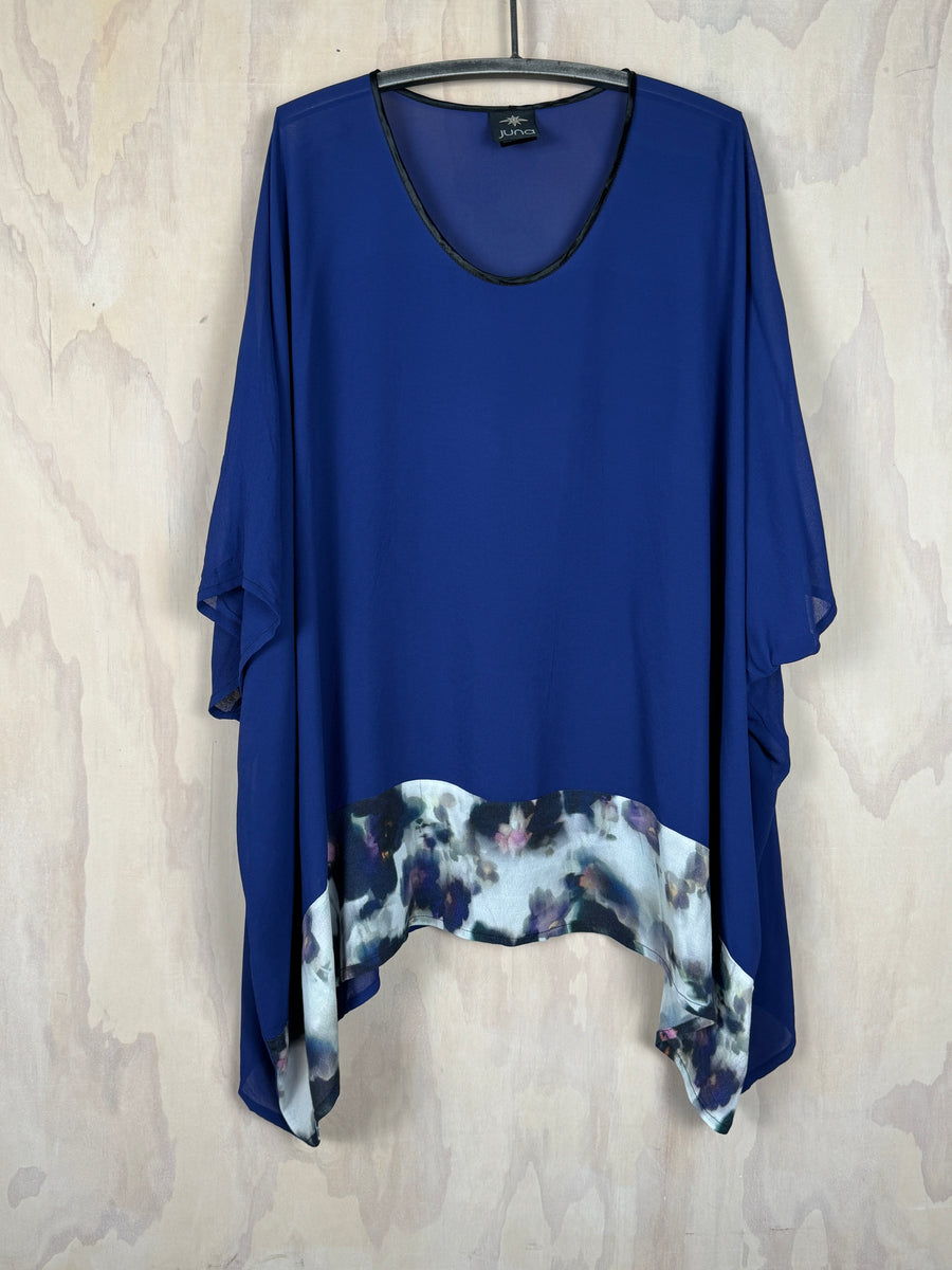 Juna Banded T | Blue Fleur