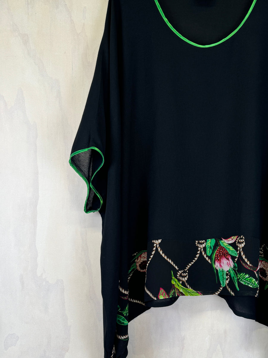 Banded T | Black Protea