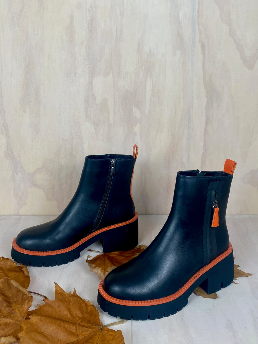 MDE - Manufacture d'Essai - Italian Orange Zipper Boot