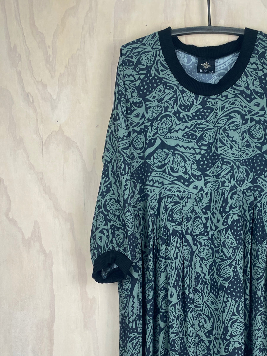 Juna Woodcut Dress