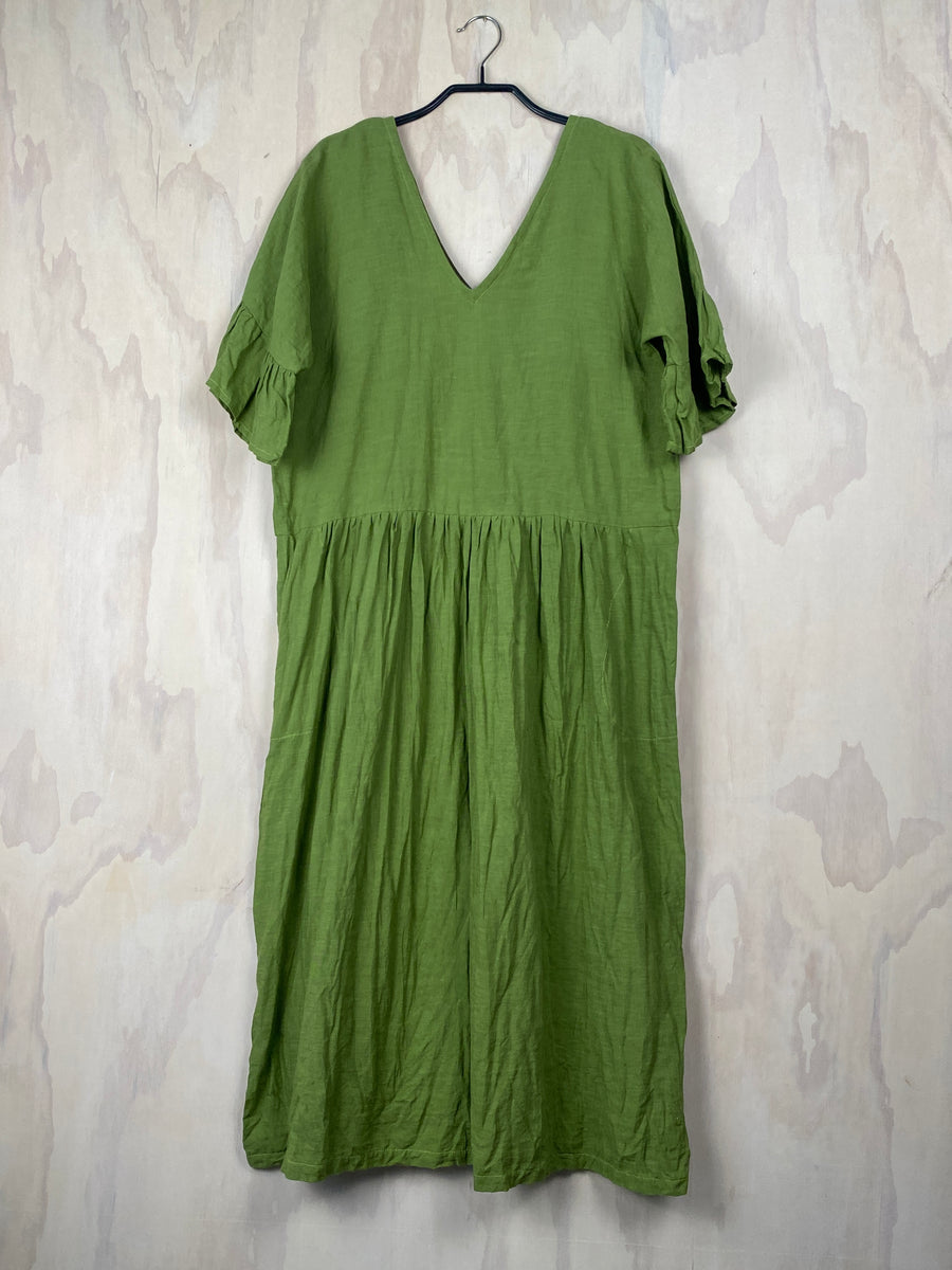 Juna Linen Vee Dress / Moss